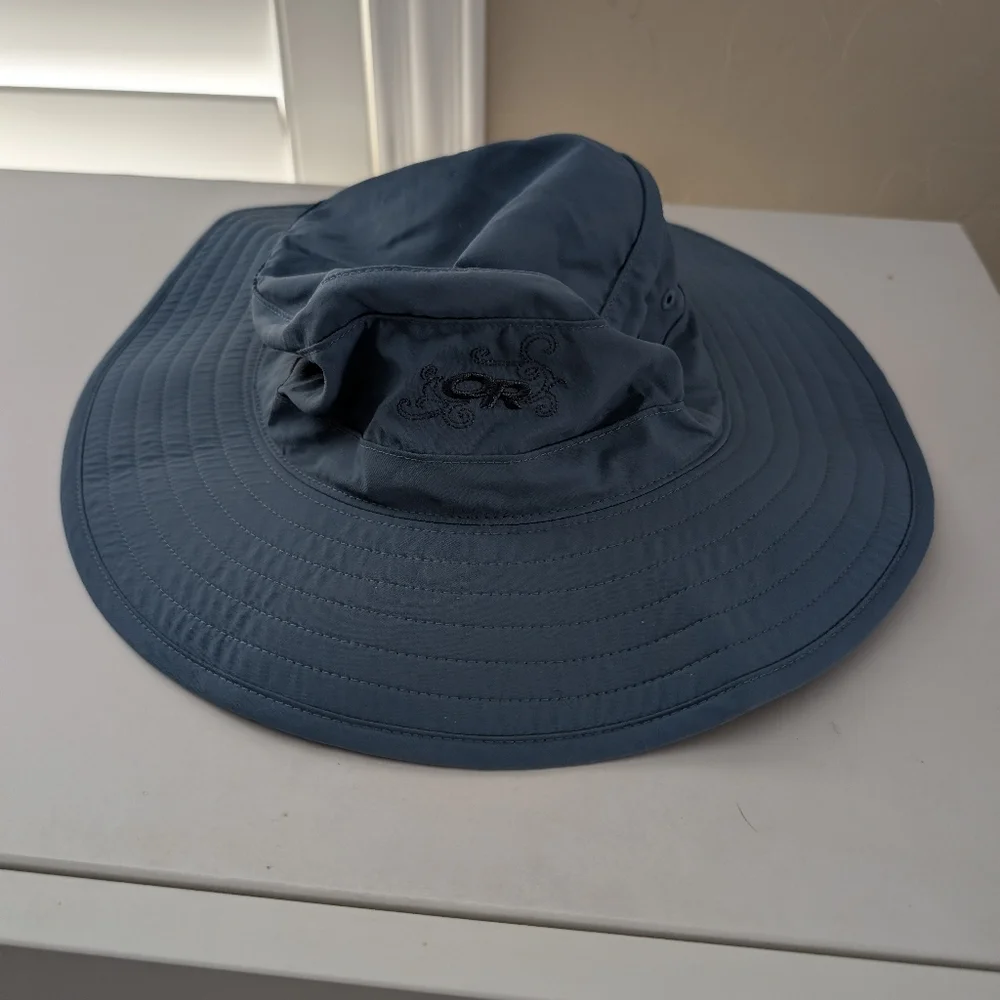 Outdoor Research Women's Solar Roller Lightweight Sun Hat With SPF50